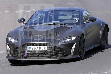 Aston Martin Vantage V12 RS