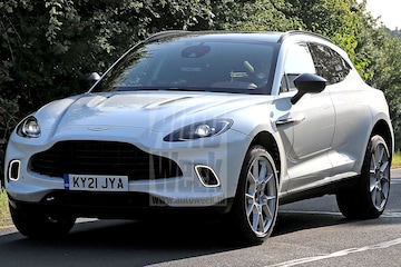 Aston Martin DBX Hybrid