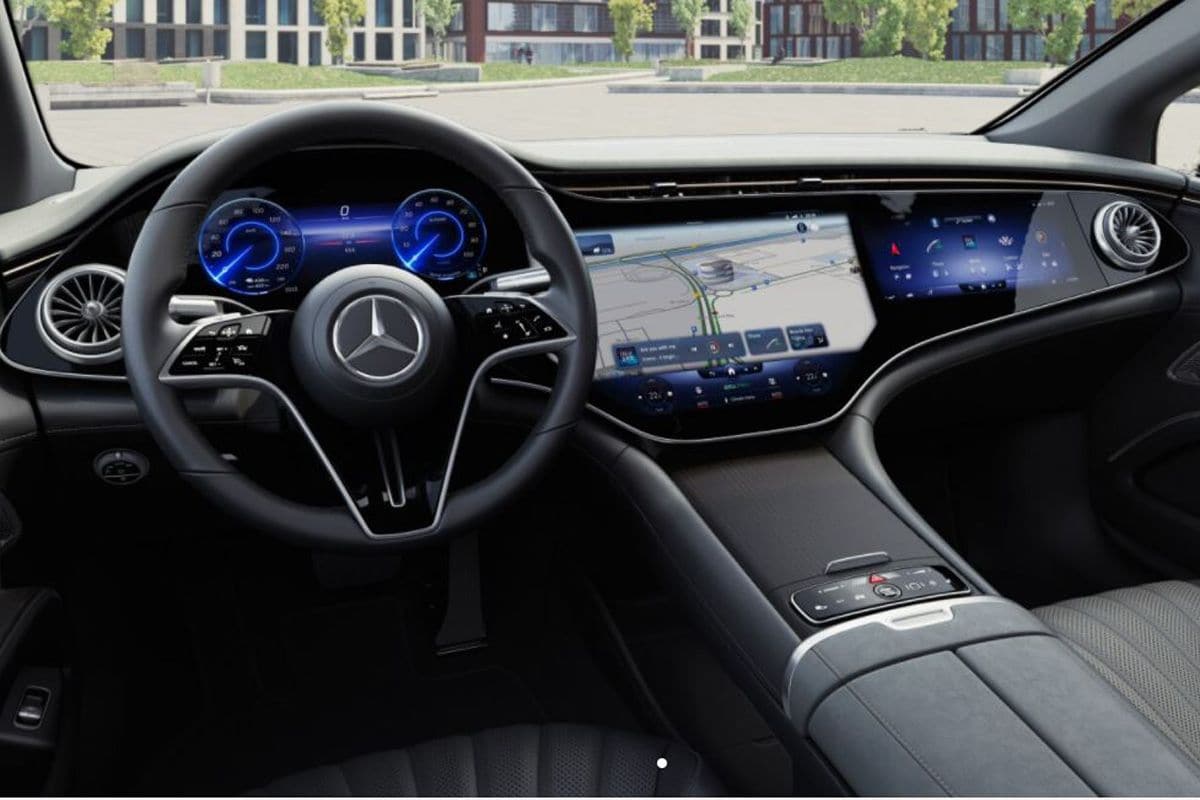 Mercedes-Benz EQS Hyperscreen