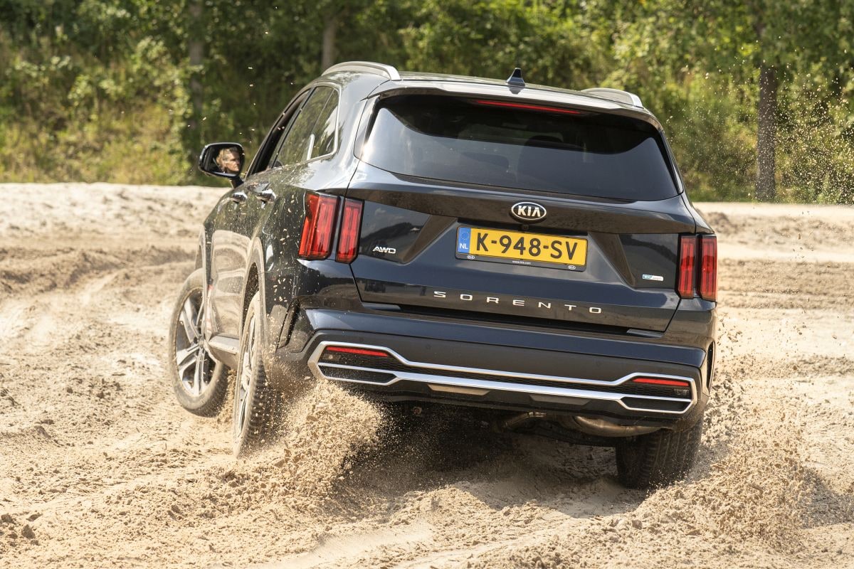 Jeep Wrangler, Range Rover Evoque, Kia Sorento