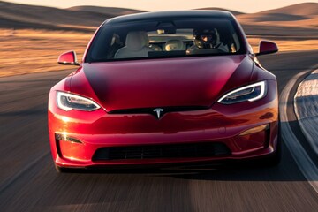 Tesla Model S Plaid