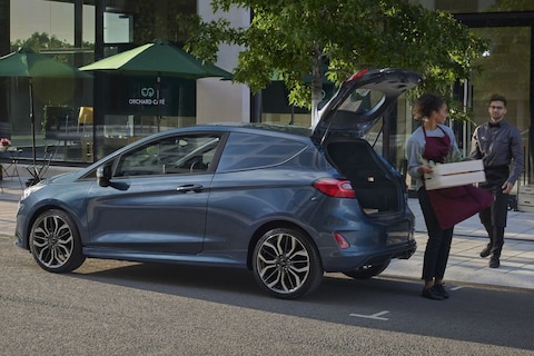 Fords kleinste bestelauto vernieuwd