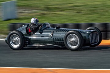 BRM V16