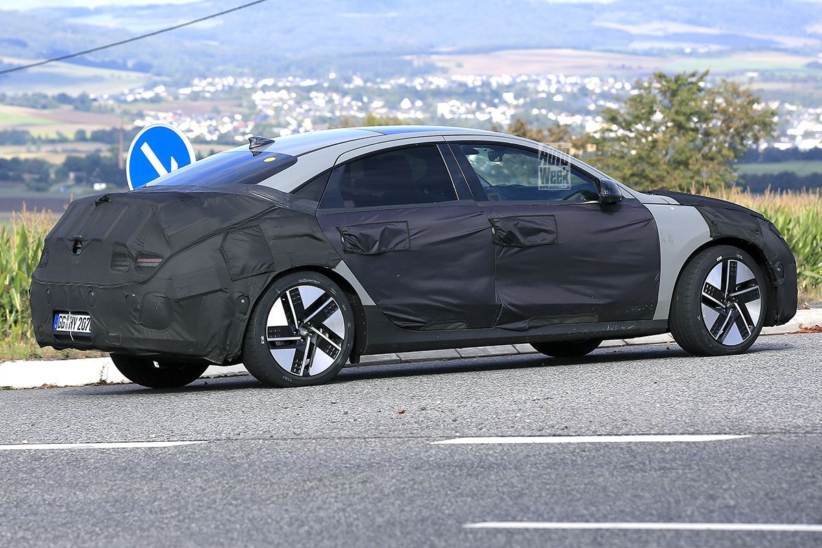 Spyshots Hyundai Ioniq 6