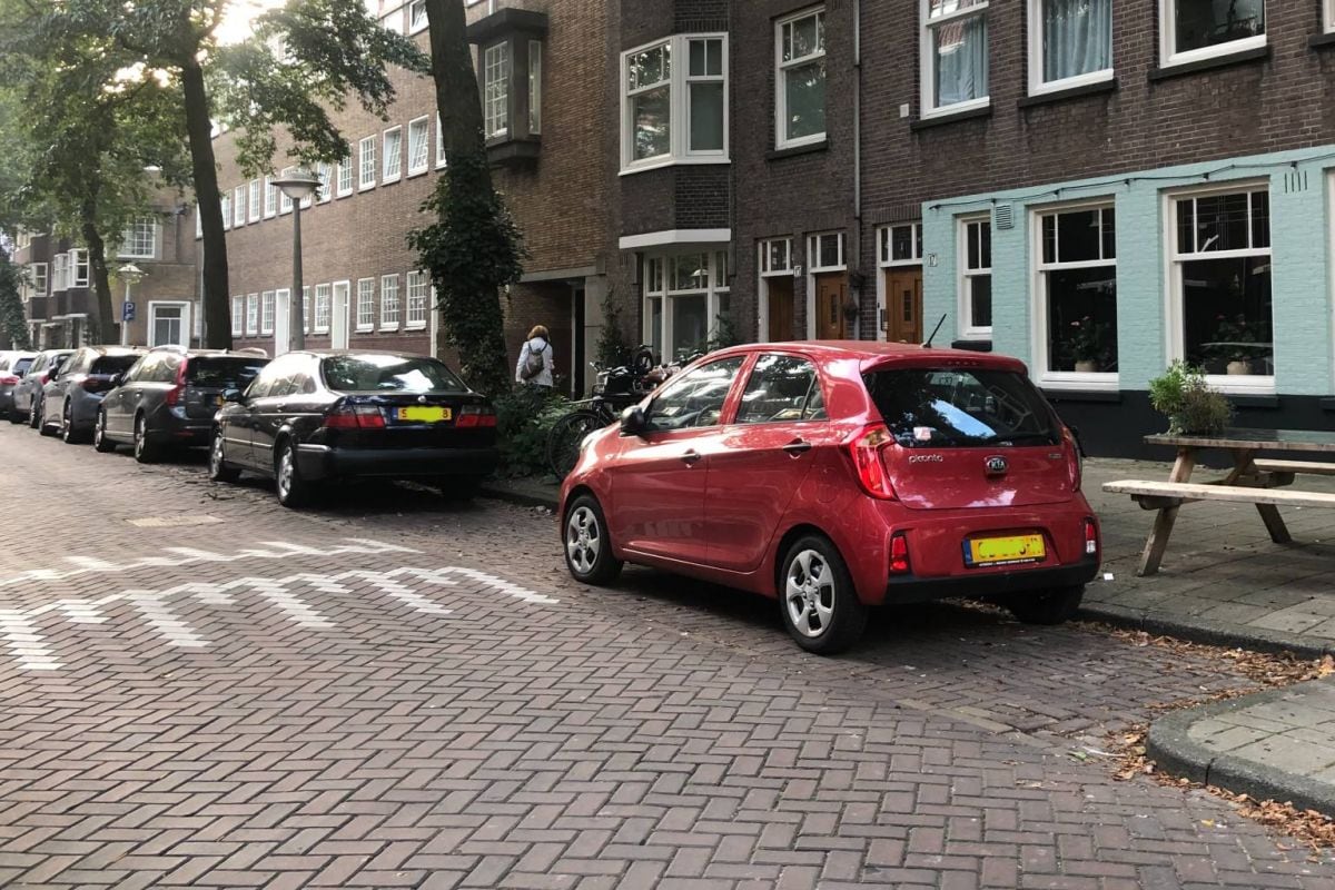 Parkeren Amsterdam straat