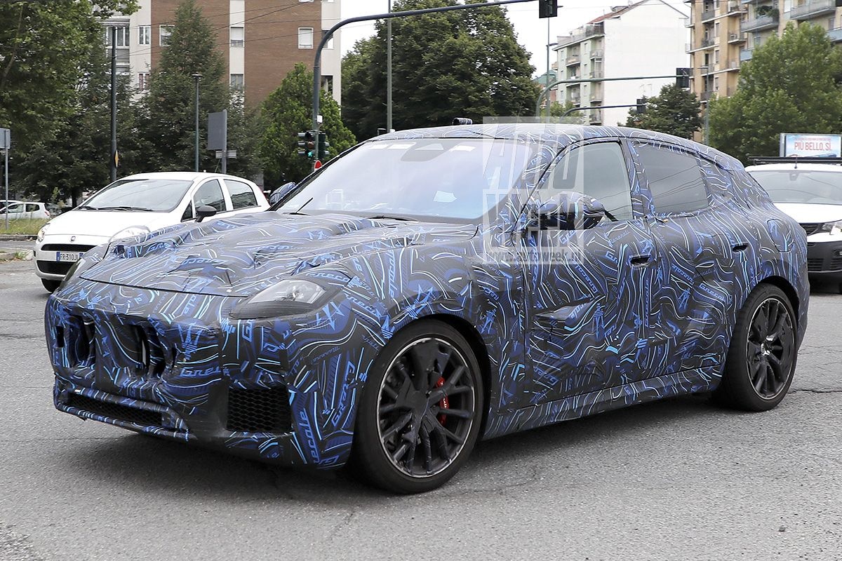 Spyshots Maserati Grecale Trofeo