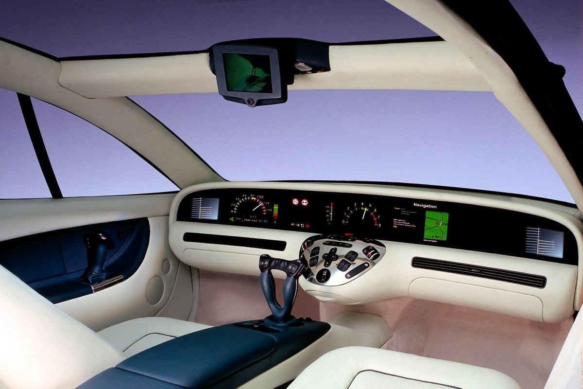 Mercedes-Benz F200 Imagination