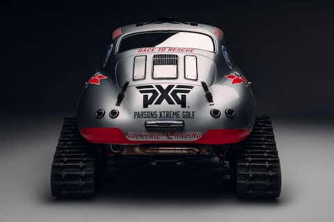 Knotsgekke Porsche 356 met rupsbanden