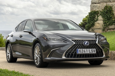 Lexus ES 300h President Line