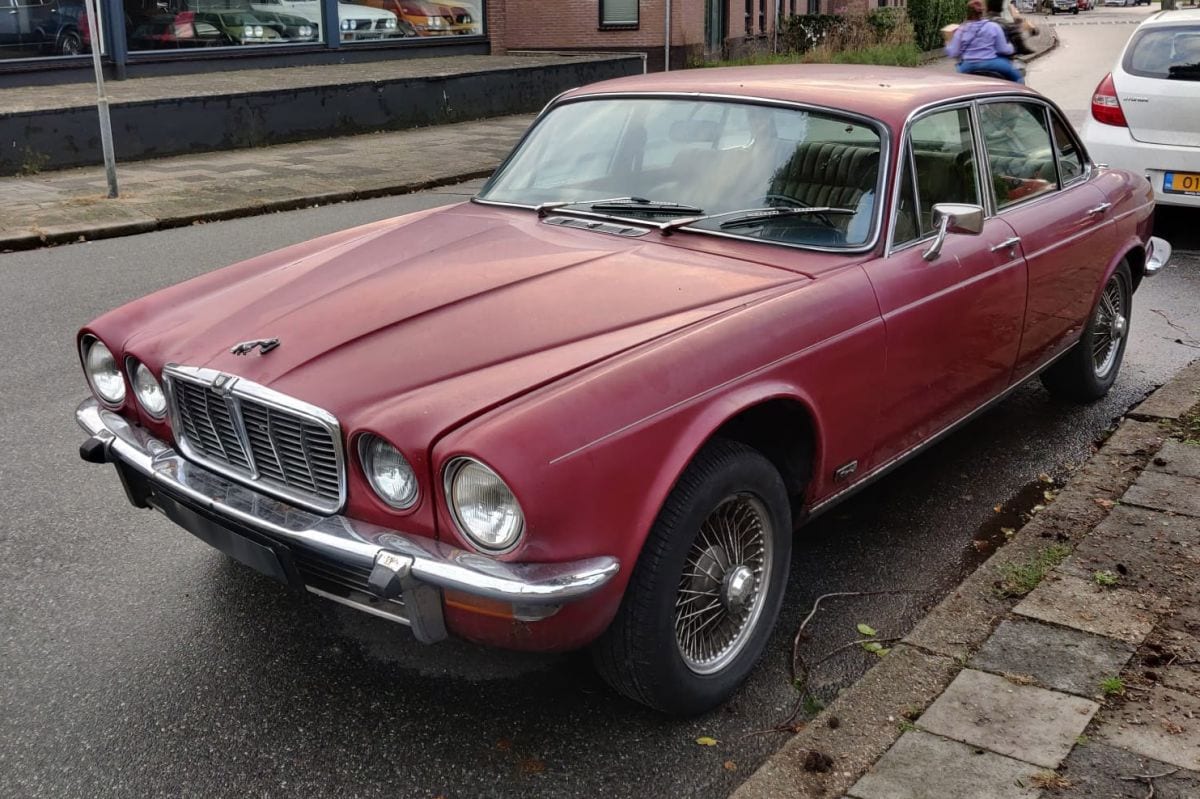 Jaguar XJ