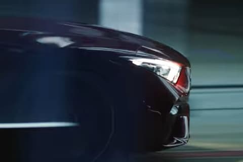 Mercedes-AMG SL kijkt nog één keer om de hoek