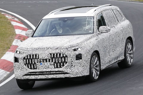 Mega-SUV Audi betrapt