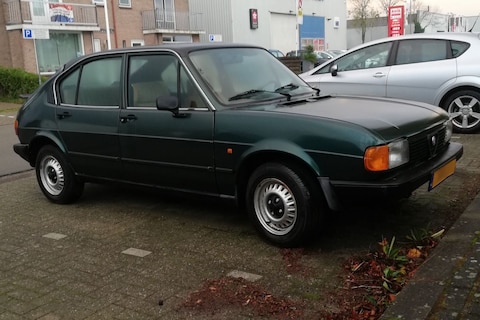 Alfa Romeo Alfasud (1981) - In het Wild