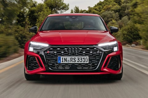 'Audi RS 3 kan wel/niet op tegen BMW M2'- AutoWeek Podcast