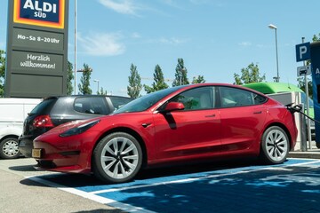 Tesla Model 3 Standard Range Plus