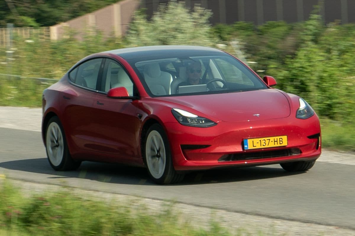 Tesla Model 3 Standard Range Plus
