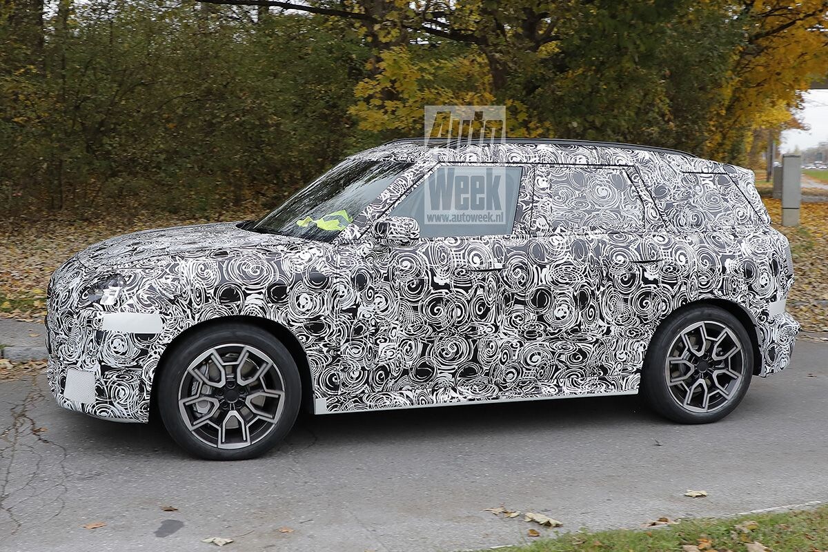 Spyshots Mini Countryman