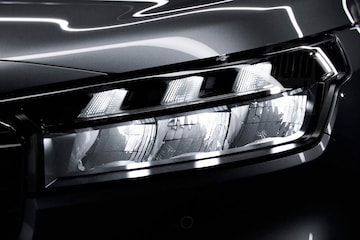 Suzuki teaser (S-Cross?)