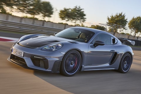 Porsche 718 Cayman GT4 RS is 500 pk sterk monster