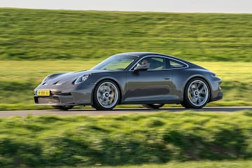 Porsche 911 GT3 Touring