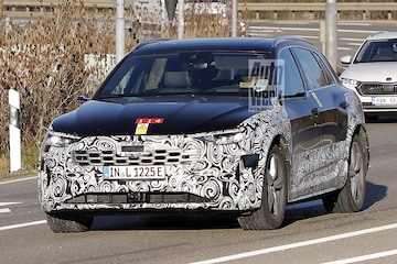 Spyshots Audi E-tron 