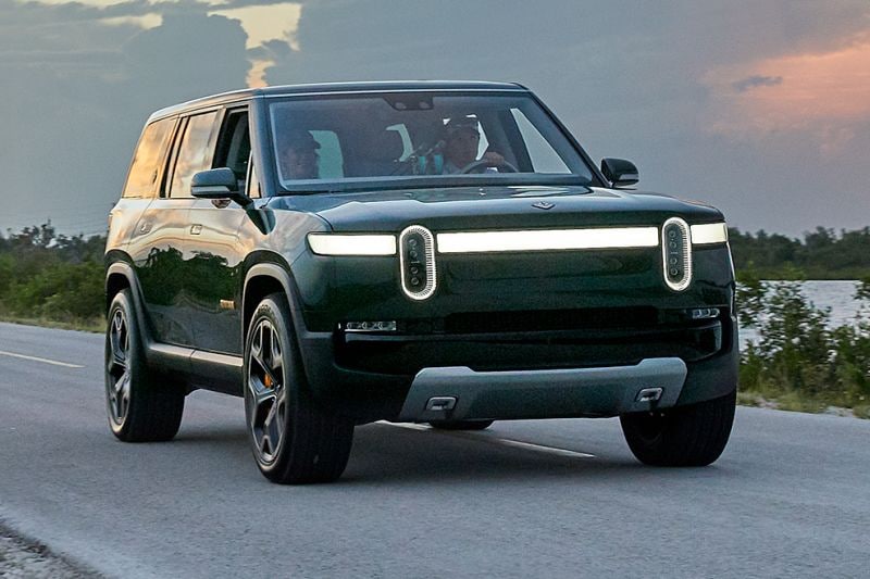 Rivian R1S