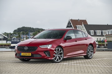 Opel Insignia GSi