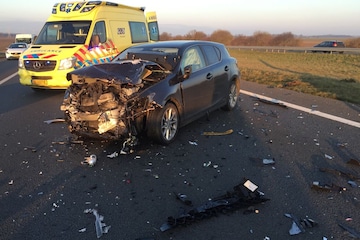 Ongeval Botsing Aanrijding schade snelweg
