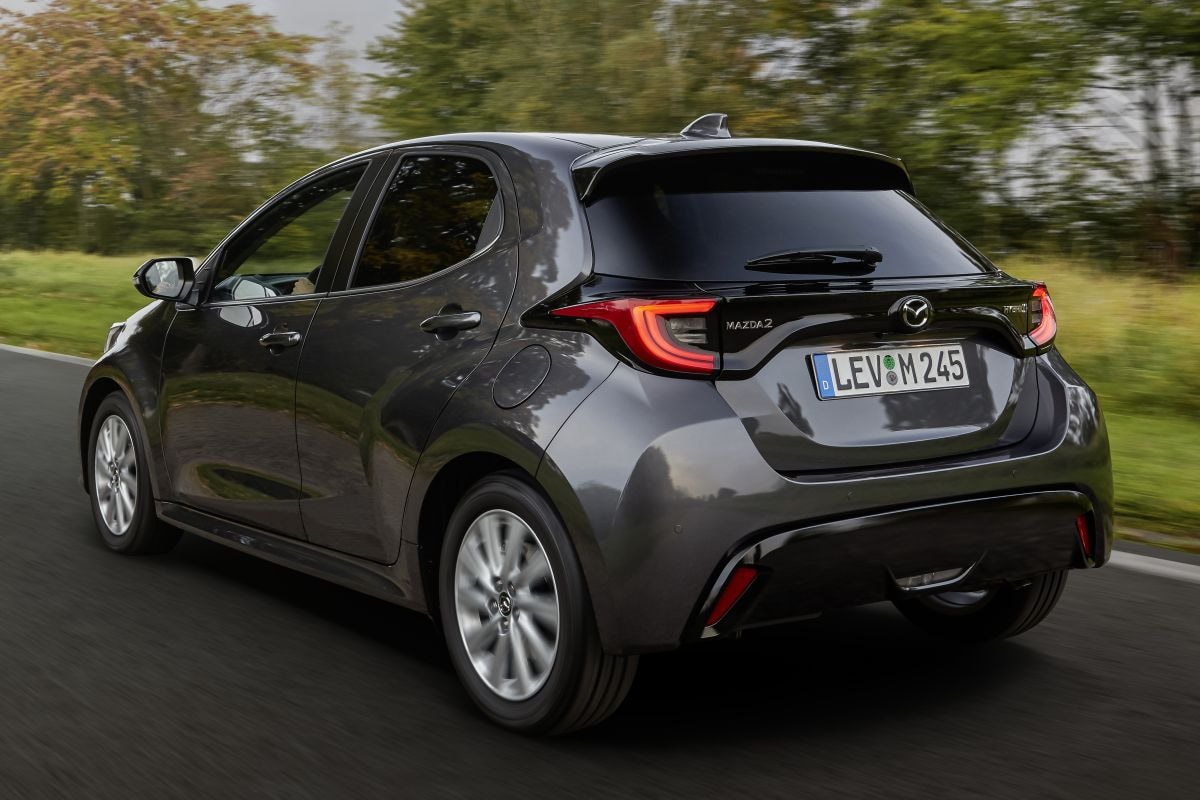 Mazda 2 Hybrid