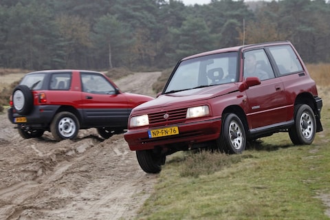Suzuki Vitara JLX (1994) vs. Toyota RAV4 Funcruiser (1994) - Occasion Test