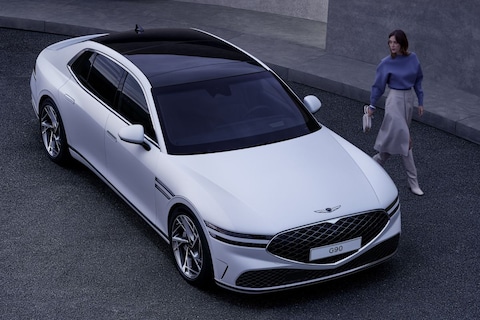 Genesis G90 toont interieur