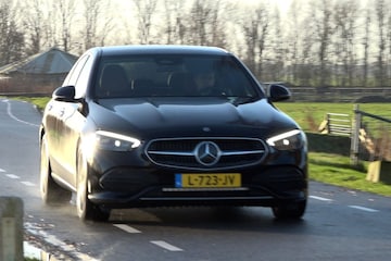 Mercedes-Benz C200
