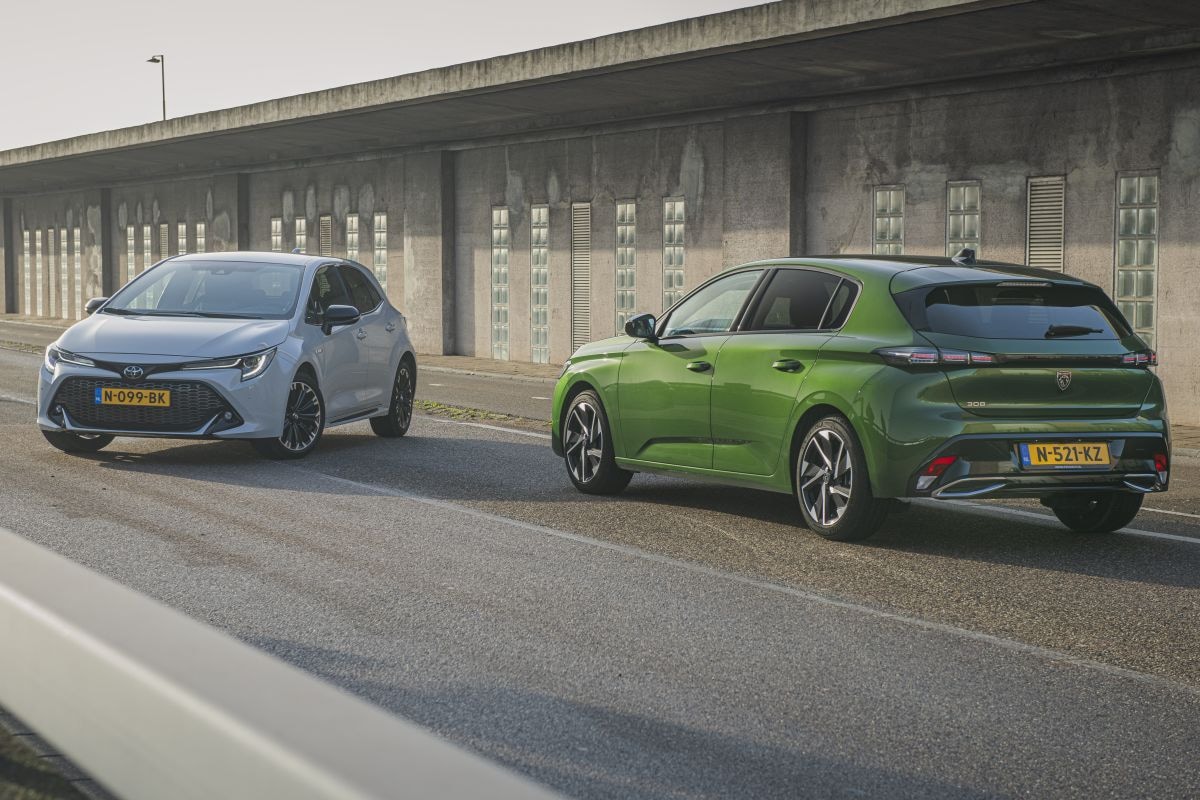 Toyota Corolla vs. Peugeot 308