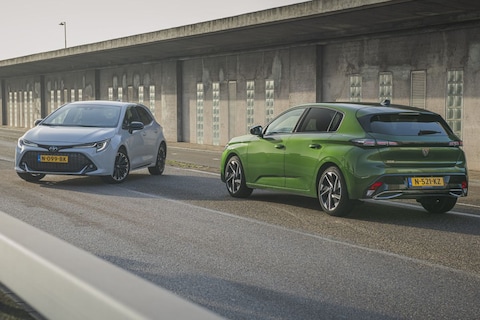 Peugeot 308 vs. Toyota Corolla - Vergelijkende Test