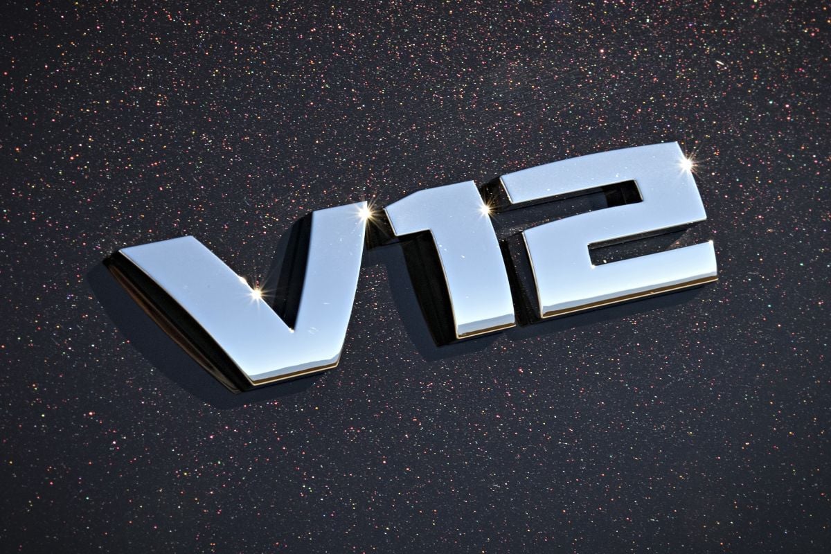 BMW V12