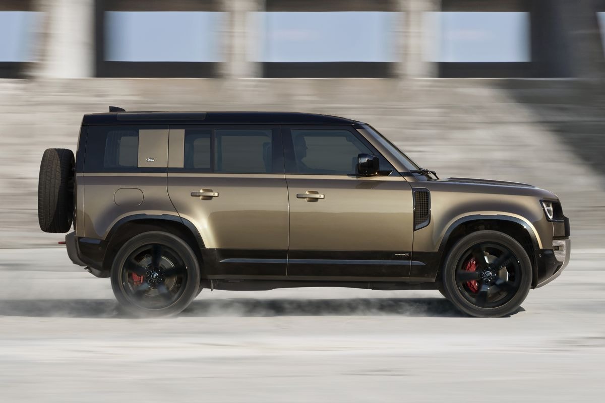 Land Rover Defender 110