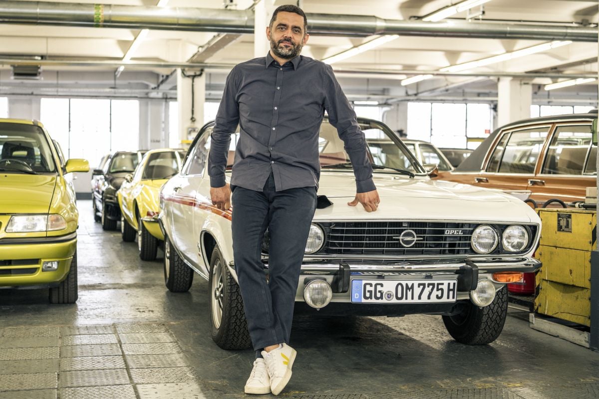 Pierre-Olivier Garcia bij de Opel Manta A