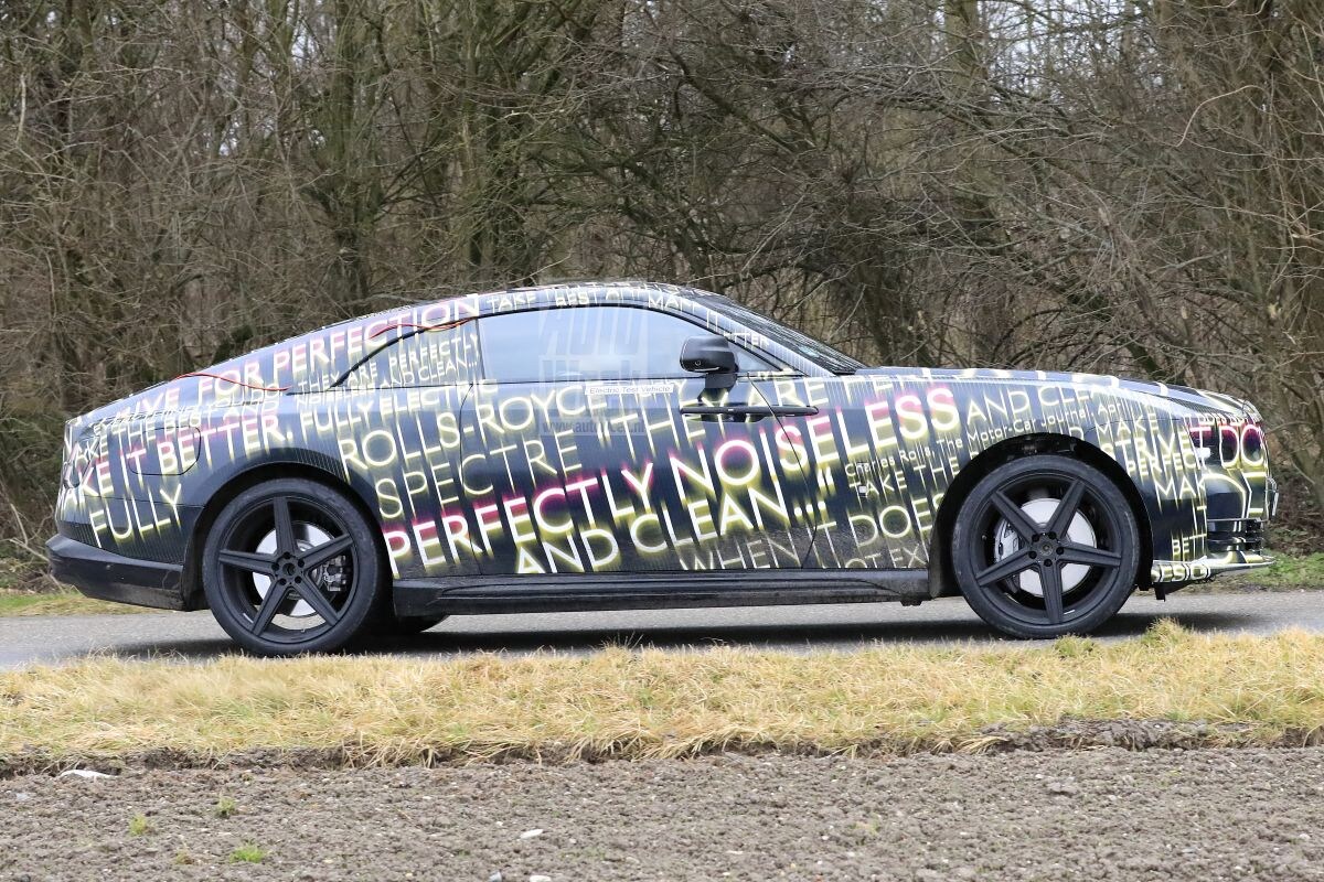 Rolls-Royce Spectre