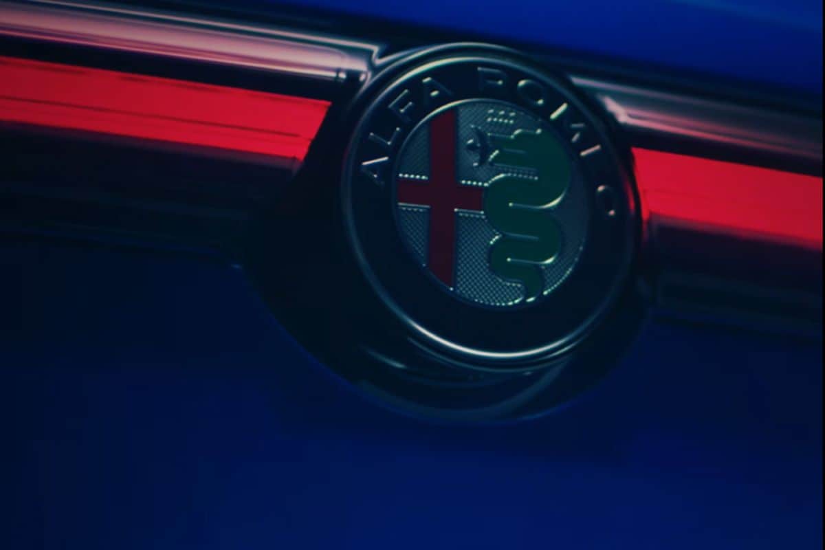 Alfa Tonale teaser