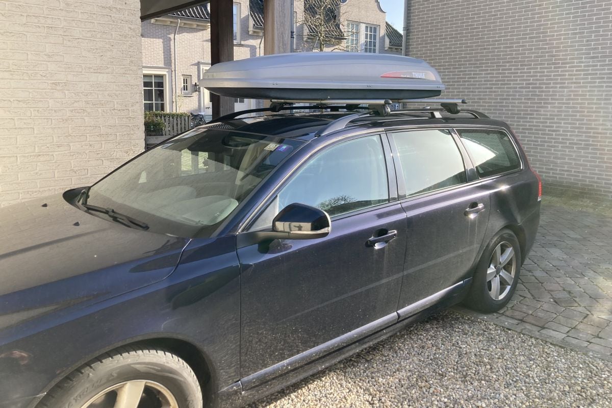 Dakkoffer op Volvo V70
