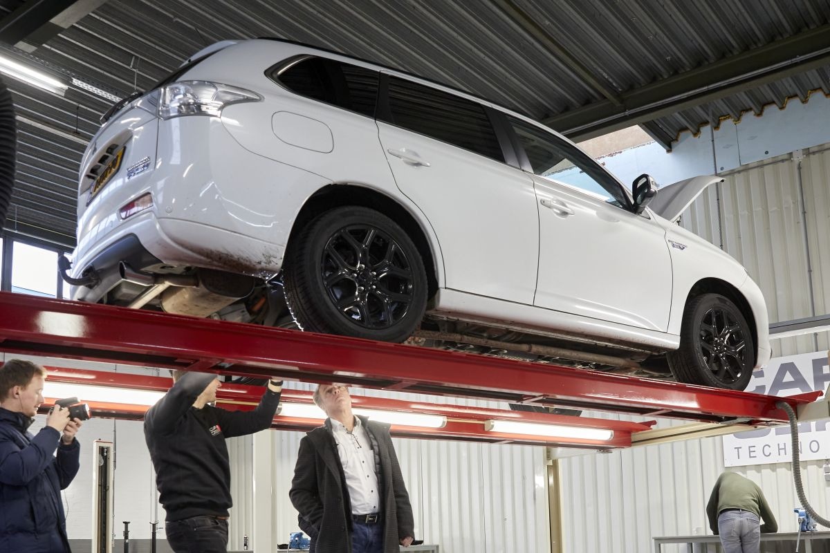 Mitsubishi Outlander