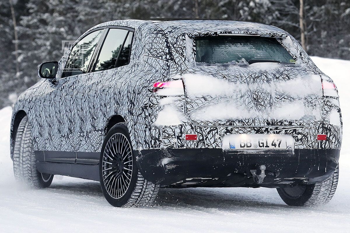 Spyshots Mercedes-AMG EQE SUV