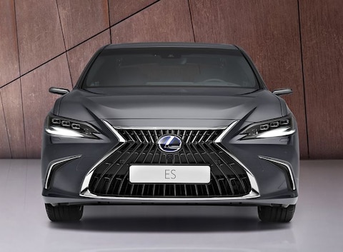 Lexus ES - Facelift Friday