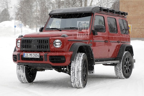 Gefacelifte Mercedes-Benz G-klasse (en 4X4²!) betrapt