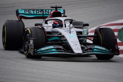 George Russell pakt eerste F1-zege in Brazilië