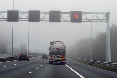 Spitsstrook A7 al week dicht door vochtige camera's