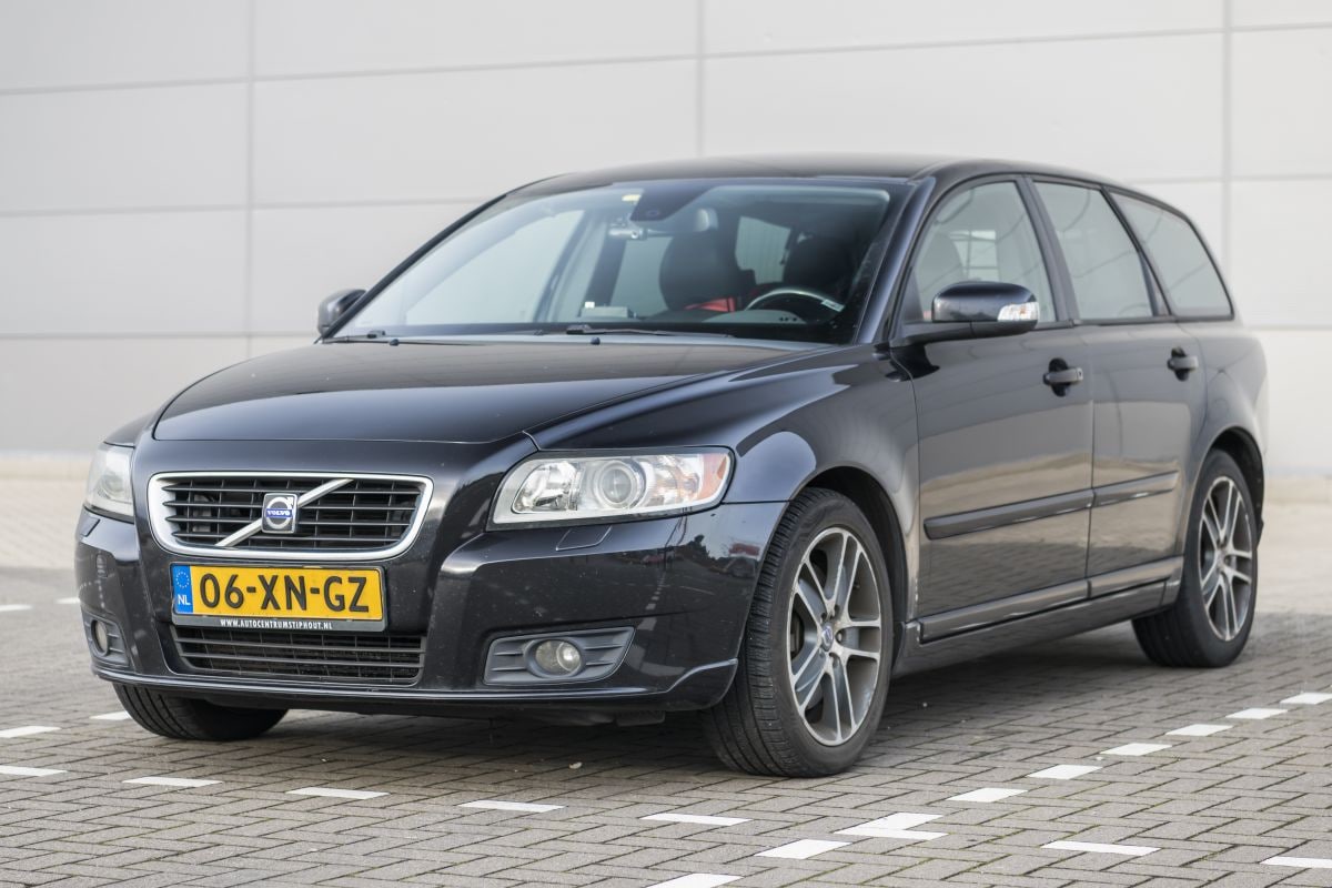 Volvo V50