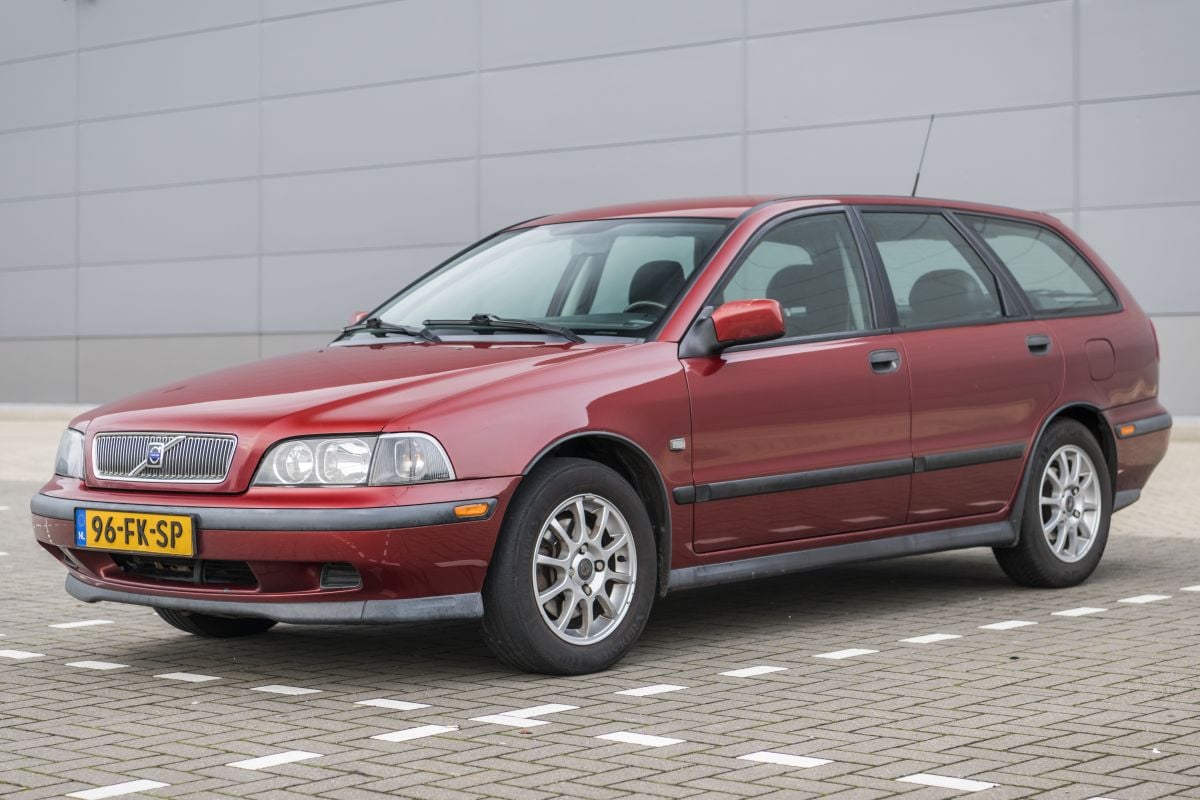 Volvo V40