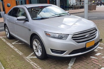 Ford Taurus in het wild