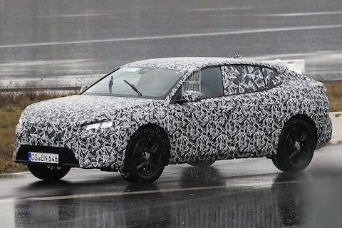 Peugeot 4008 betrapt: coupé-SUV naast 3008